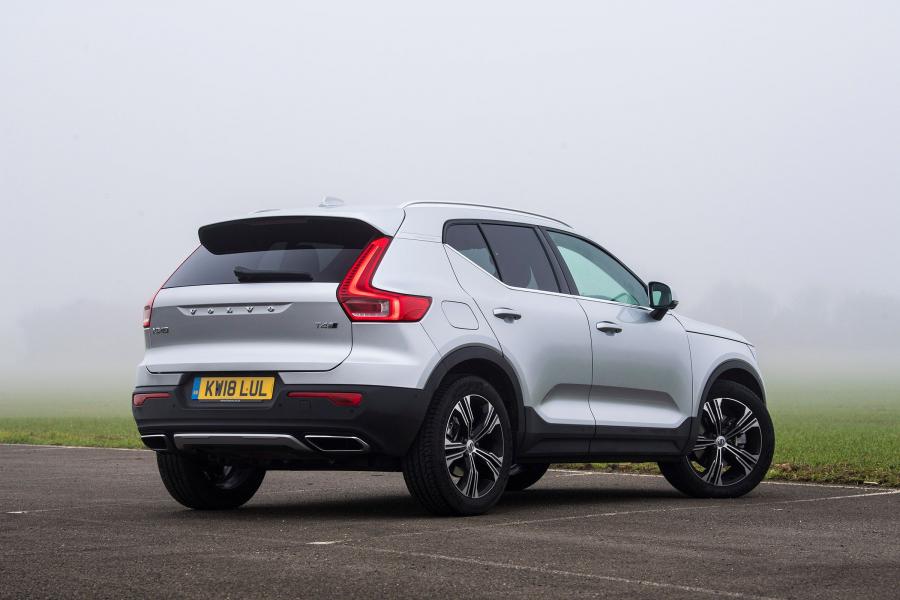 Volvo XC40 T4 Inscription 2018 года  (UK) (фото 5 из 15)